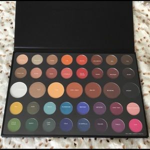 Morphe James Charles Palette